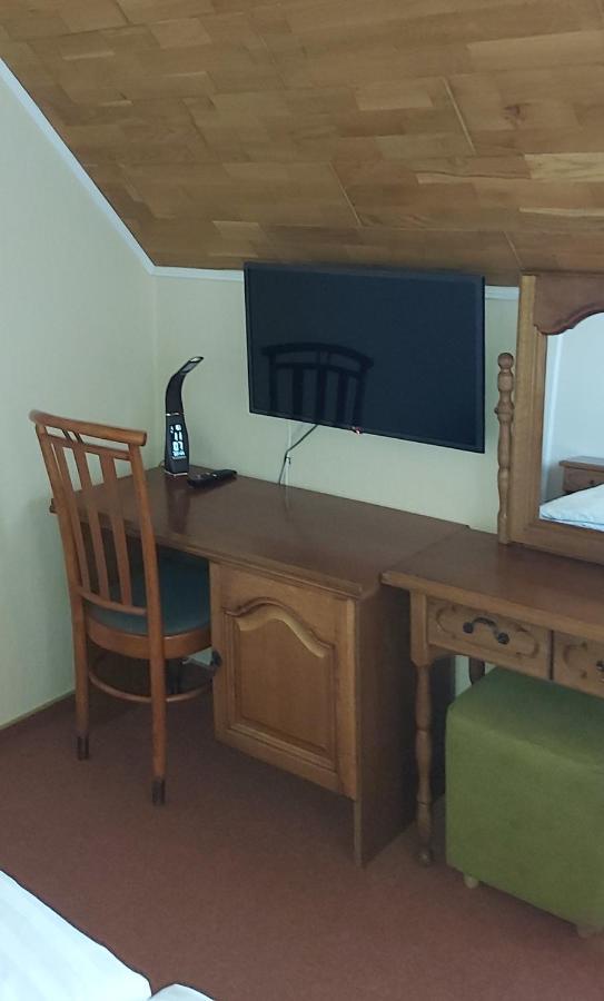 Holp Panzio Hotel Balatonfoldvar Luaran gambar