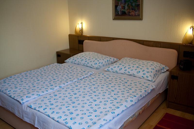 Holp Panzio Hotel Balatonfoldvar Luaran gambar